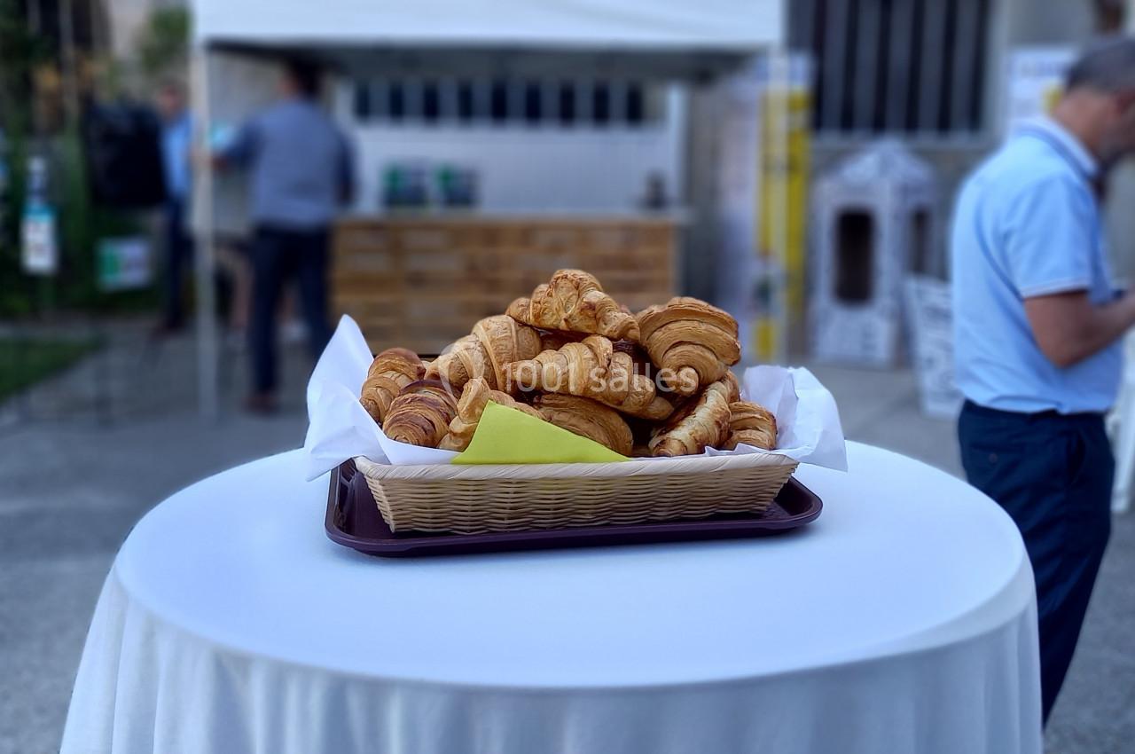 Petit déjeuner géré Terrasse ou Véranda La Croisée des Possibles Oise