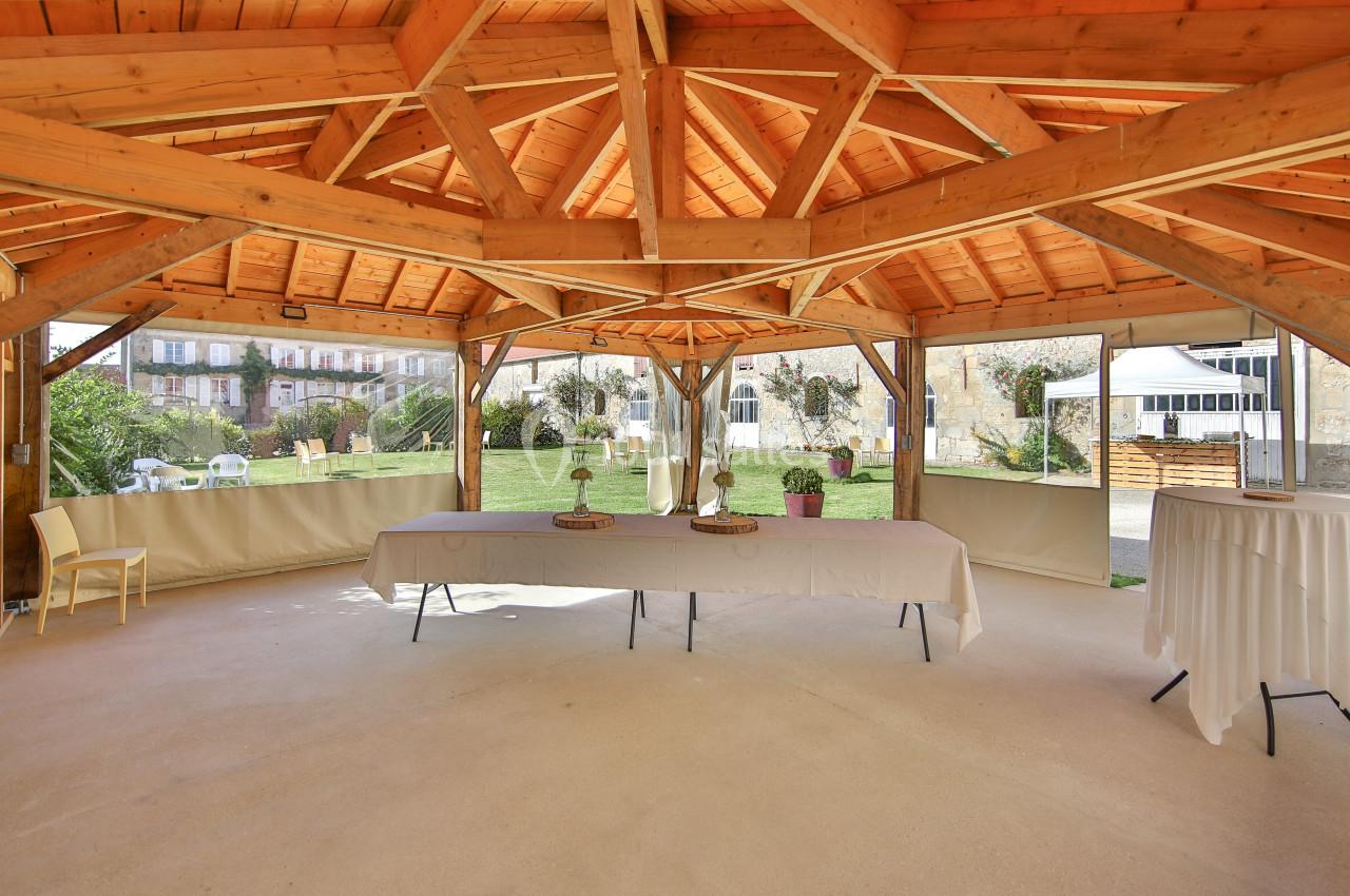 Véranda installée Repas Avril-Octobre La Croisée des Possibles Oise