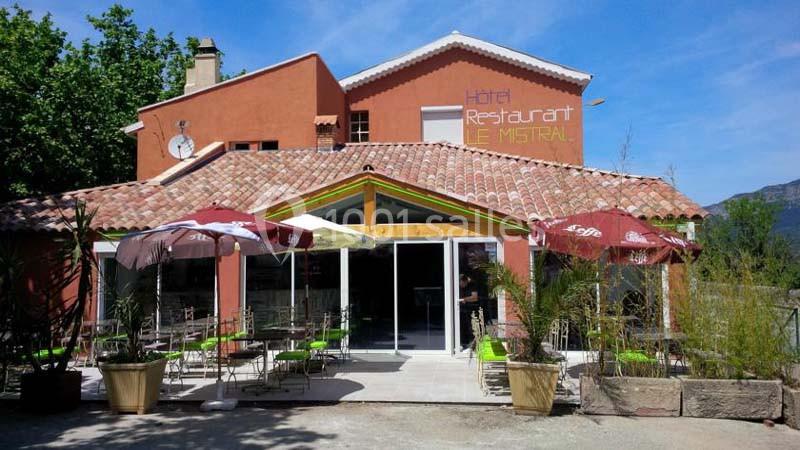Location salle Peipin (Alpes-de-Haute-Provence) - Hôtel Restaurant Le Mistral #1