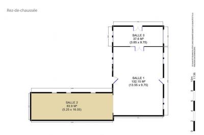 Plan du rez-de-chaussée avec trois salles numérotées et leurs dimensions indiquées en mètres carrés.