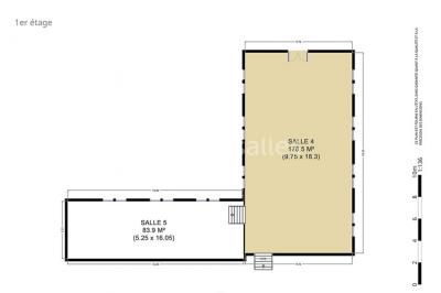 Plan du rez-de-chaussée avec trois salles numérotées et leurs dimensions indiquées en mètres carrés.