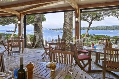 Hôtellerie Tonnelle - Abbaye De Lerins Hôtellerie Tonnelle - Abbaye De Lerins