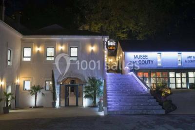 Hub de l'Ile Barbe Hub de l'Ile Barbe