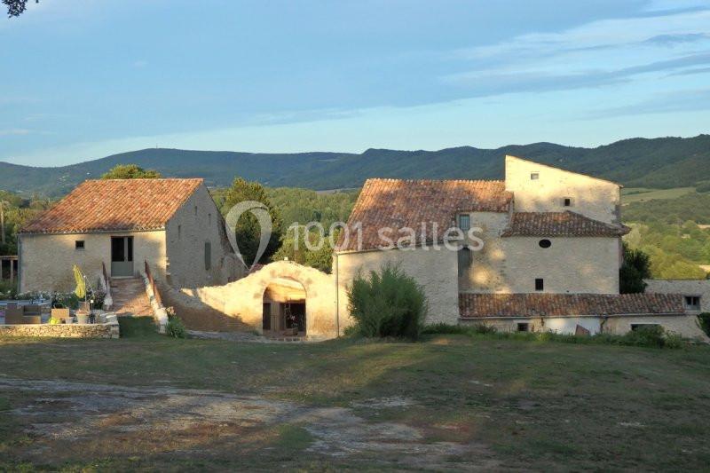Location salle Céreste (Alpes-de-Haute-Provence) - Domaine De La Barbeirasse #4