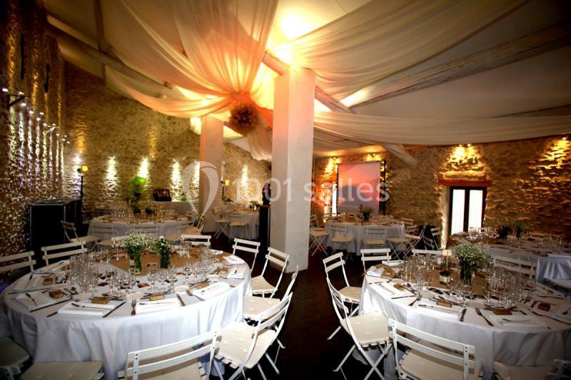 Location salle Céreste (Alpes-de-Haute-Provence) - Domaine De La Barbeirasse #5