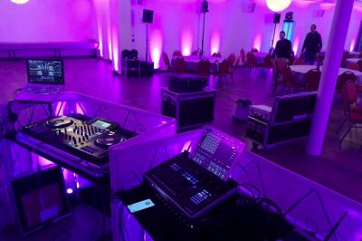 Miniature Location salle Noisy-le-Grand (Seine-Saint-Denis) - Salons Varenne #10 Location salle Noisy-le-Grand (Seine-Saint-Denis) - Salons Varenne #23