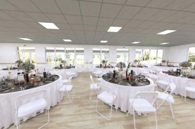 Location salle Gosné (Ille-et-Vilaine) - Domaine de ma Cabane Au Canada #24