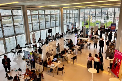 Miniature Espace panoramique Salon 200