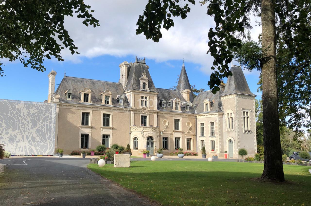 Location salle Saint-Laurent-sur-Sèvre (Vendée) - Château De La Barbinière #3