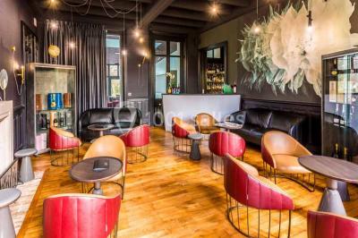 Location salle Saint-Laurent-sur-Sèvre (Vendée) - Château De La Barbinière #16