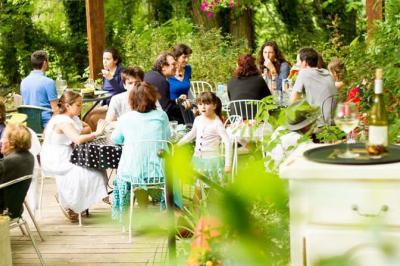 Miniature Location salle Aniane (Hérault) - Restaurant Guinguette La Famourette #9 Location salle Aniane (Hérault) - Restaurant Guinguette La Famourette #14