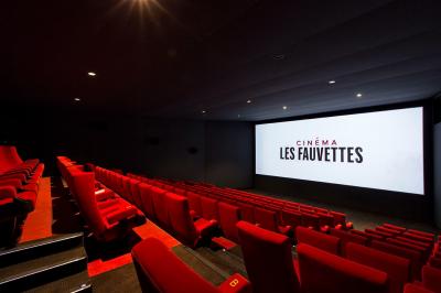Pathé Les Fauvettes