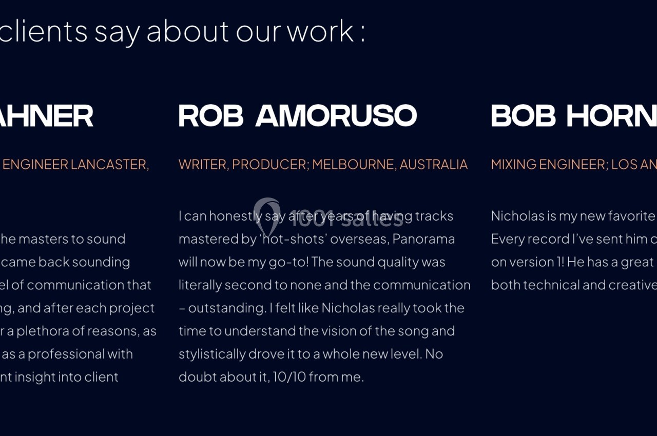 Texte blanc sur fond sombre présentant des témoignages de clients sur des services de production et mixage audio.