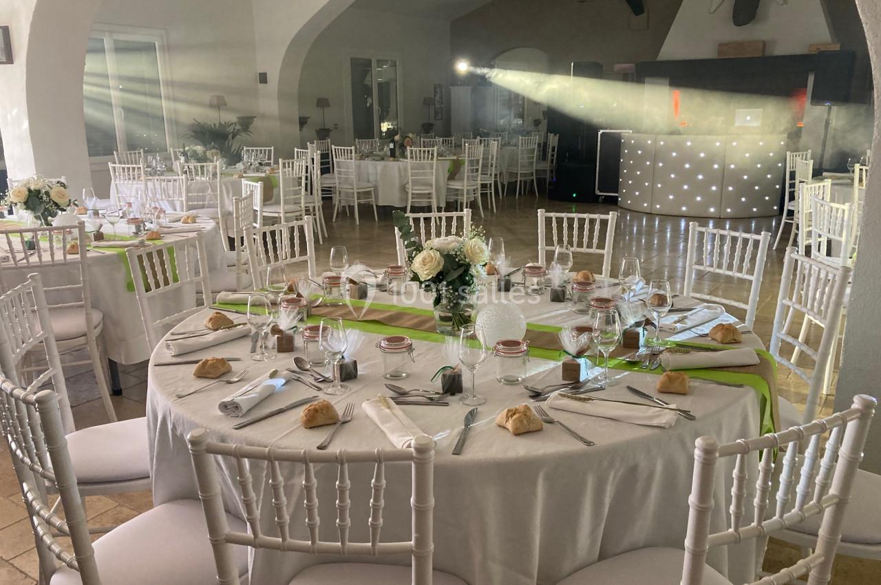 Location salle Saint-Maximin-la-Sainte-Baume (Var) - Domaine Sainte Baume #2