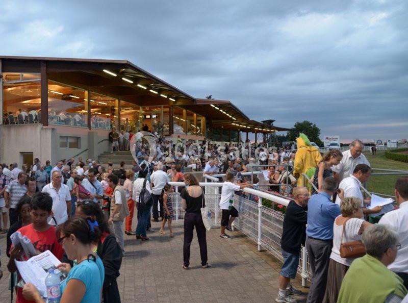 Location salle Saint-Galmier (Loire) - Hippodrome de Saint-Galmier-Saint-Etienne #21
