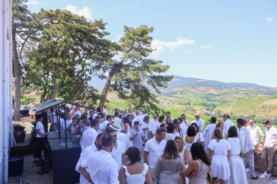 Miniature Location salle Quincié-en-Beaujolais (Rhône) - Château Du Souzy #32 Location salle Quincié-en-Beaujolais (Rhône) - Château Du Souzy #34