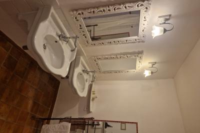 Location salle Maubec (Vaucluse) - Domaine de la Bastide du Bois Breant #70