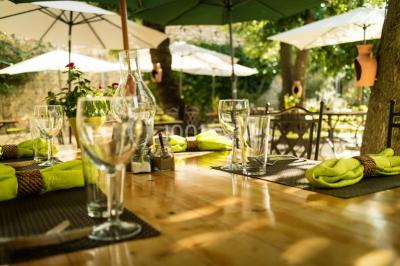 Miniature Location salle Vallérargues (Gard) - Auberge Gardoise #14 Location salle Vallérargues (Gard) - Auberge Gardoise #15