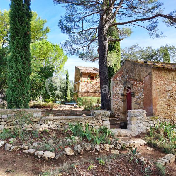 La chapelle Saint-Antonin, et le pigeonnier - Vus depuis le Sud