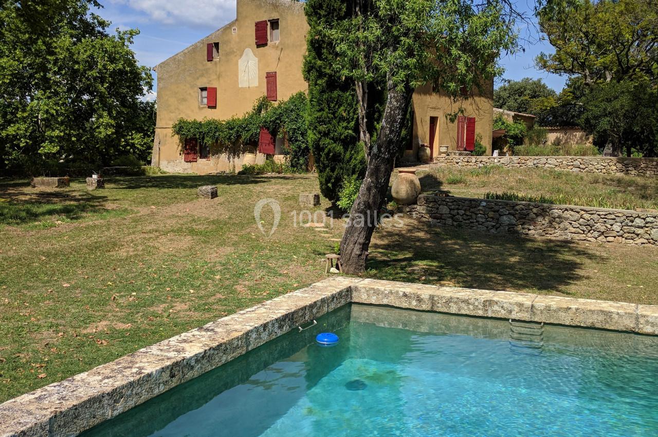 Mas et Bassin - Vus depuis le Sud