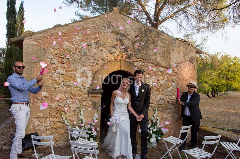 Sortie de chapelle - Mariage de Flora & Guillaume - 2016