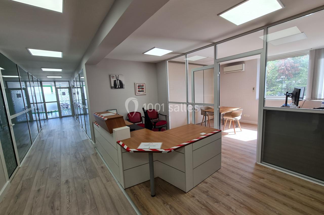 Location salle Puget-sur-Argens (Var) - Buro Club Fréjus #2