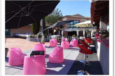 Miniature Location salle Velaux (Bouches-du-Rhône) - Hôtel Restaurant De La Verdière #7 Location salle Velaux (Bouches-du-Rhône) - Hôtel Restaurant De La Verdière #12