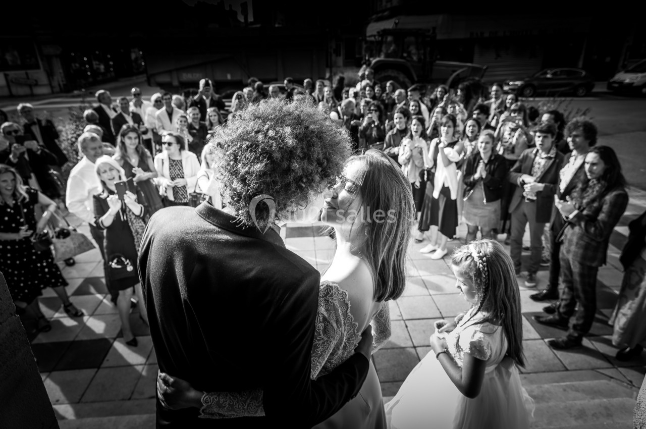 Photo H.l Studio Photo #12