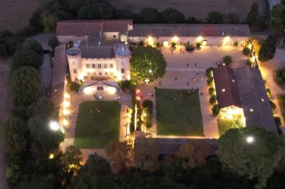 Château de Pouget Château de Pouget