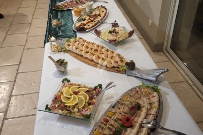 Miniature Traiteur Marles-en-Brie (Seine-et-Marne) - Eclat des Saveurs #27 Assiette composée de foie gras, gelée, pain brioché, tranches d'orange, groseilles, jeunes pousses et graines noires.