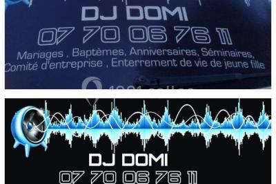 Miniature DJ Châteauneuf-les-Martigues (Bouches-du-Rhône) - Dj Domi #38 Deux mains entrelacées sur une table, avec des verres et une ambiance romantique en arrière-plan.