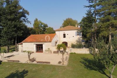 Domaine Les Laurons Domaine Les Laurons