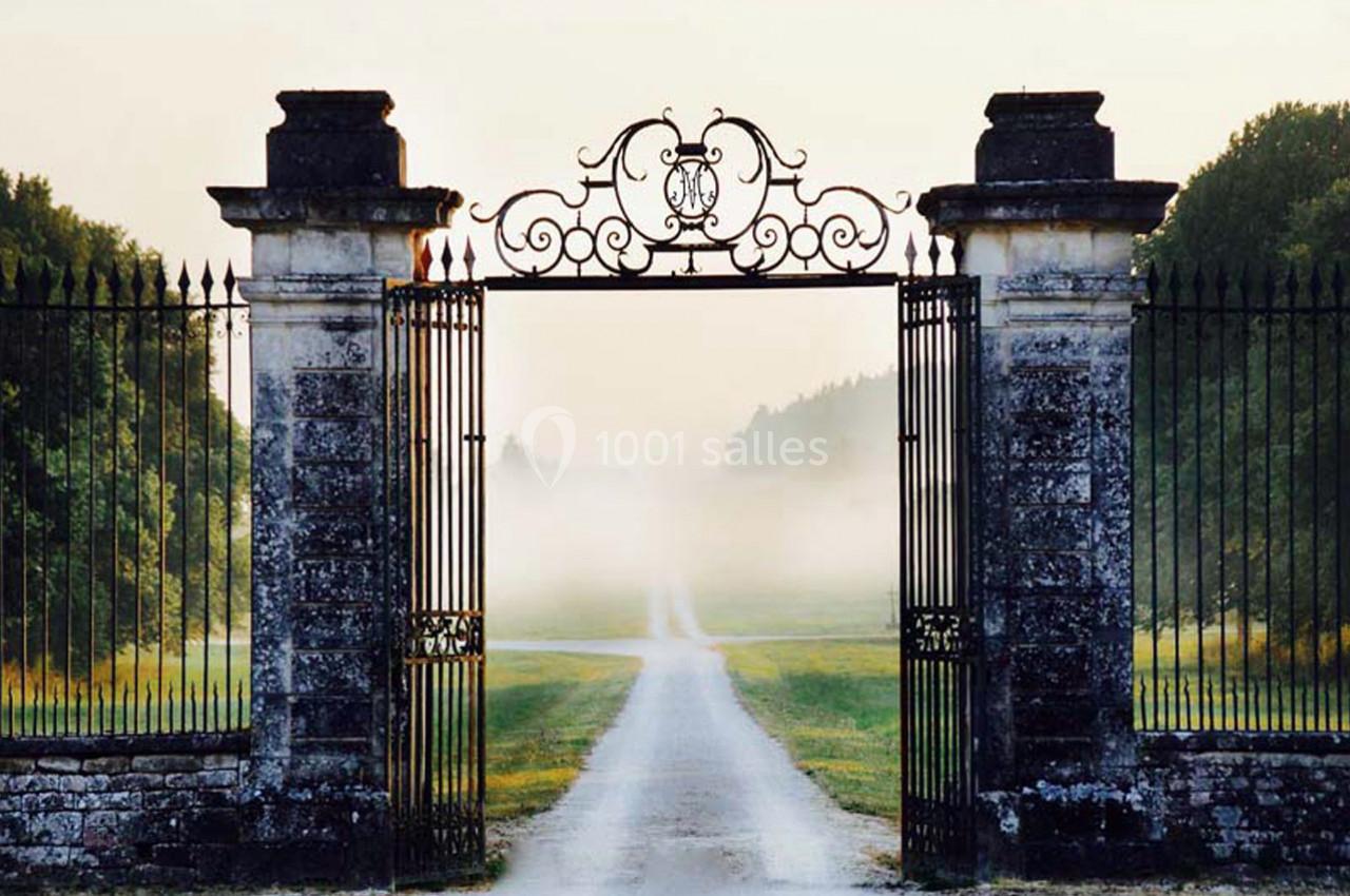 Location salle Fouchères (Aube) - La Grange du Château de Vaux #2