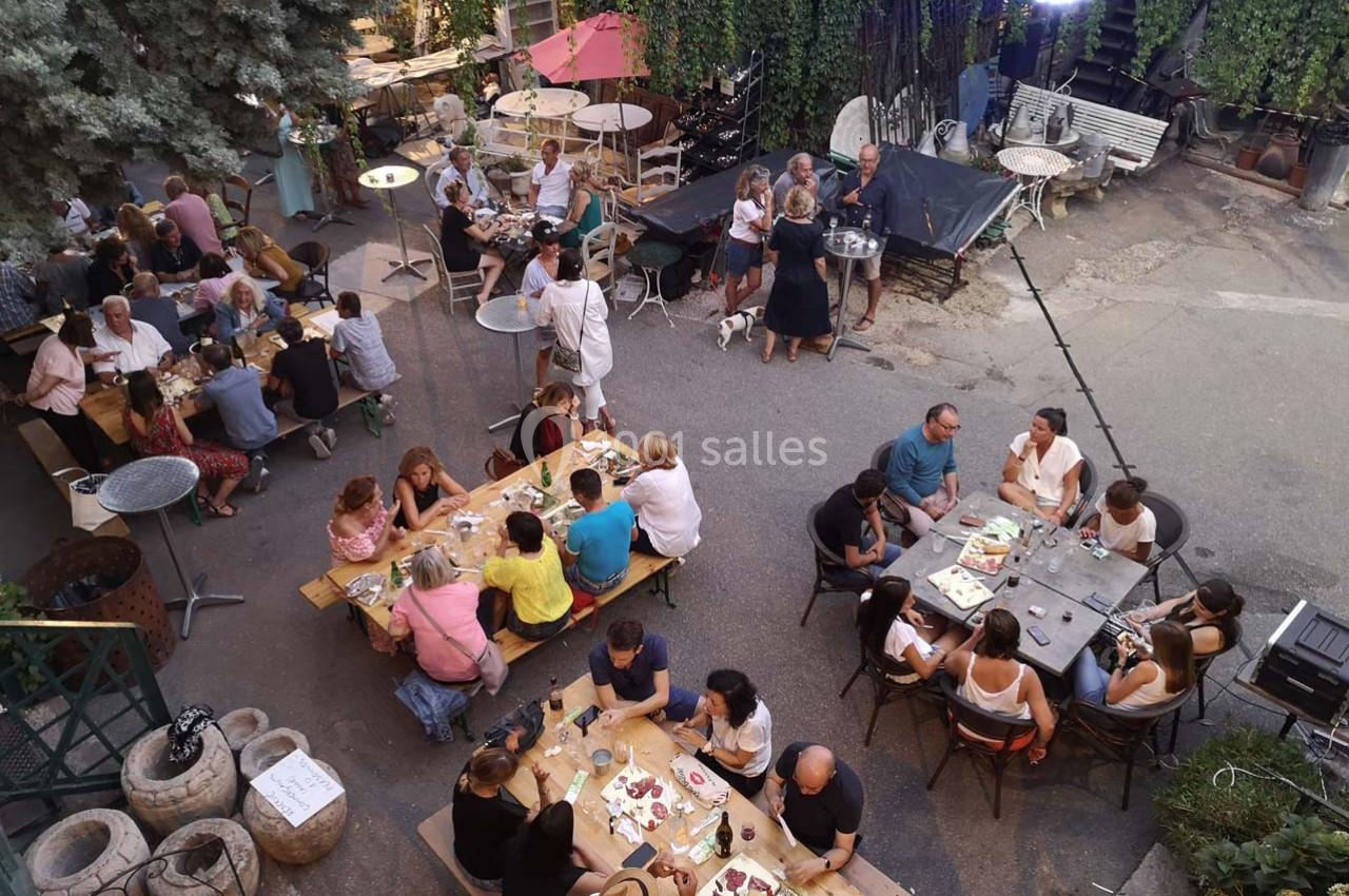 Location salle L'Isle-sur-la-Sorgue (Vaucluse) - Le Village des Antiquaires de la Gare #12