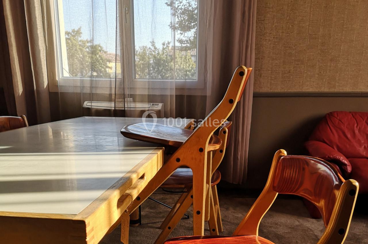 Location salle L'Isle-sur-la-Sorgue (Vaucluse) - Le Village des Antiquaires de la Gare #14