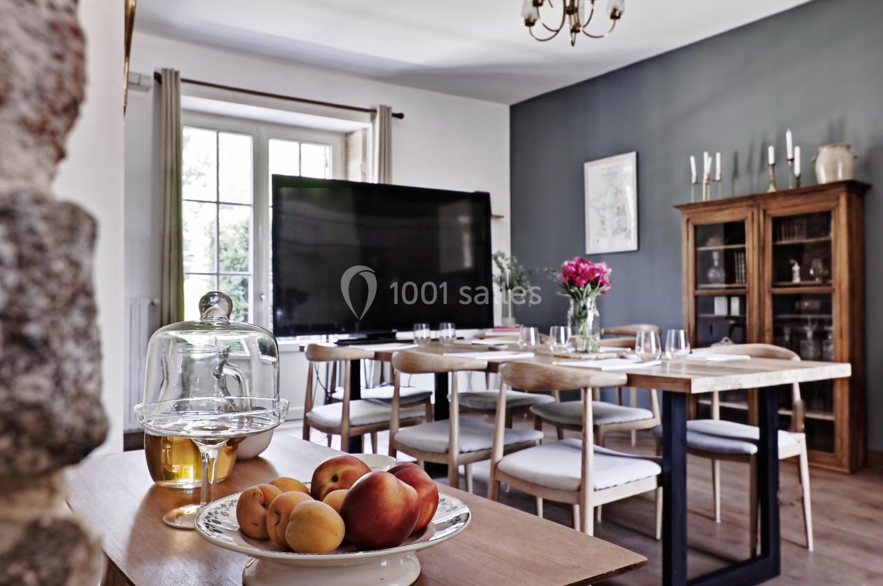 Location salle Château (Saône-et-Loire) - Tomette Singulière #3