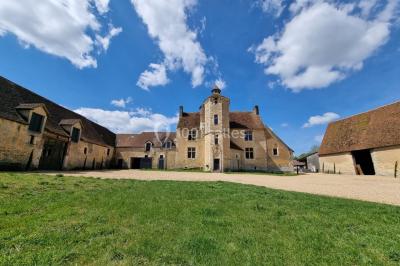 The Good house The Good house