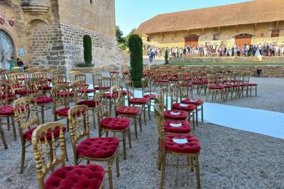 Location salle Saint-Hilaire-de-Brens (Isère) - Château de Montplaisant #18