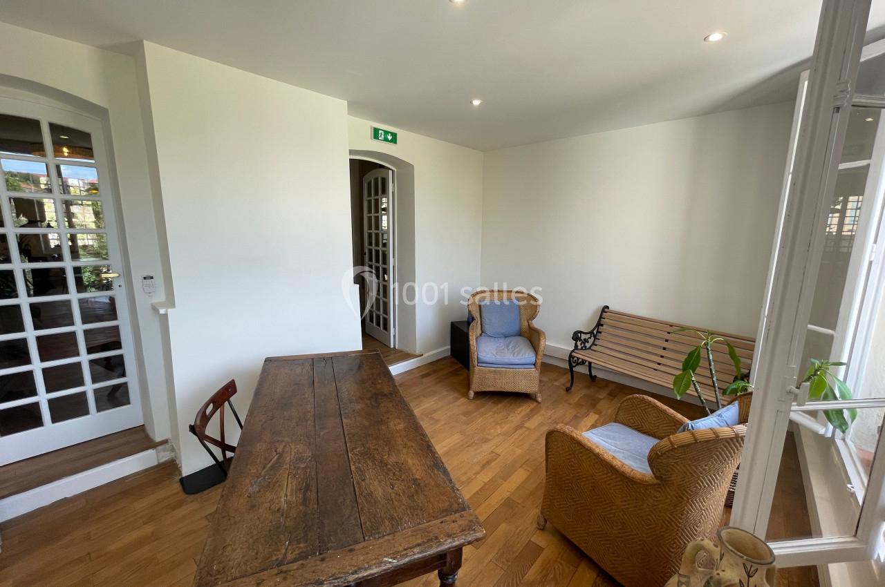 Location salle Lorgues (Var) - Carnets de Voyage #13