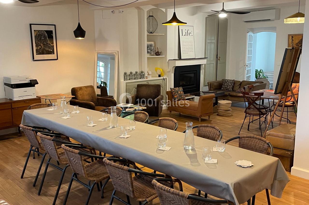 Location salle Lorgues (Var) - Carnets de Voyage #3