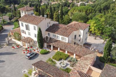 Restaurant la Tour Carrée Restaurant la Tour Carrée