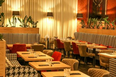 Miniature Location salle Annecy (Haute-Savoie) - Tribeca Cosmopolitan Bistro #6 Location salle Annecy (Haute-Savoie) - Tribeca Cosmopolitan Bistro #8