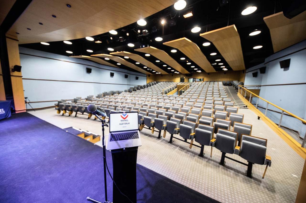 Location salle Allues (Savoie) - Auditorium de Méribel  #14