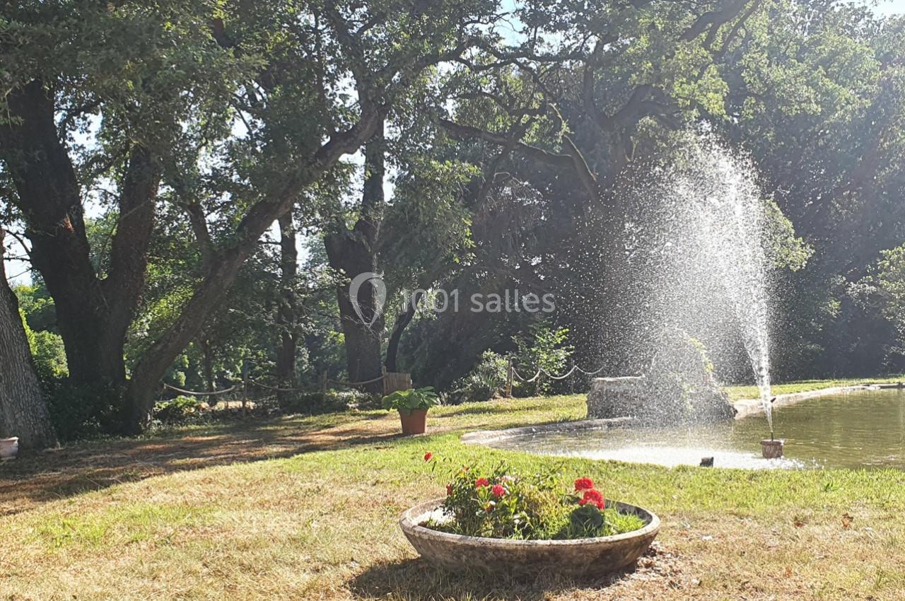 Location salle Saint-Cannat (Bouches-du-Rhône) - Château de l'Orangerie Touloubre #9