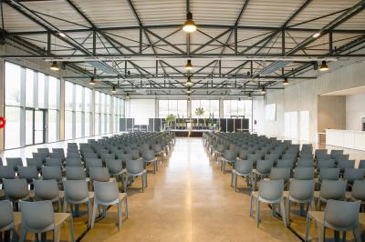 Le Parc des Expositions du Charolais Le Parc des Expositions du Charolais
