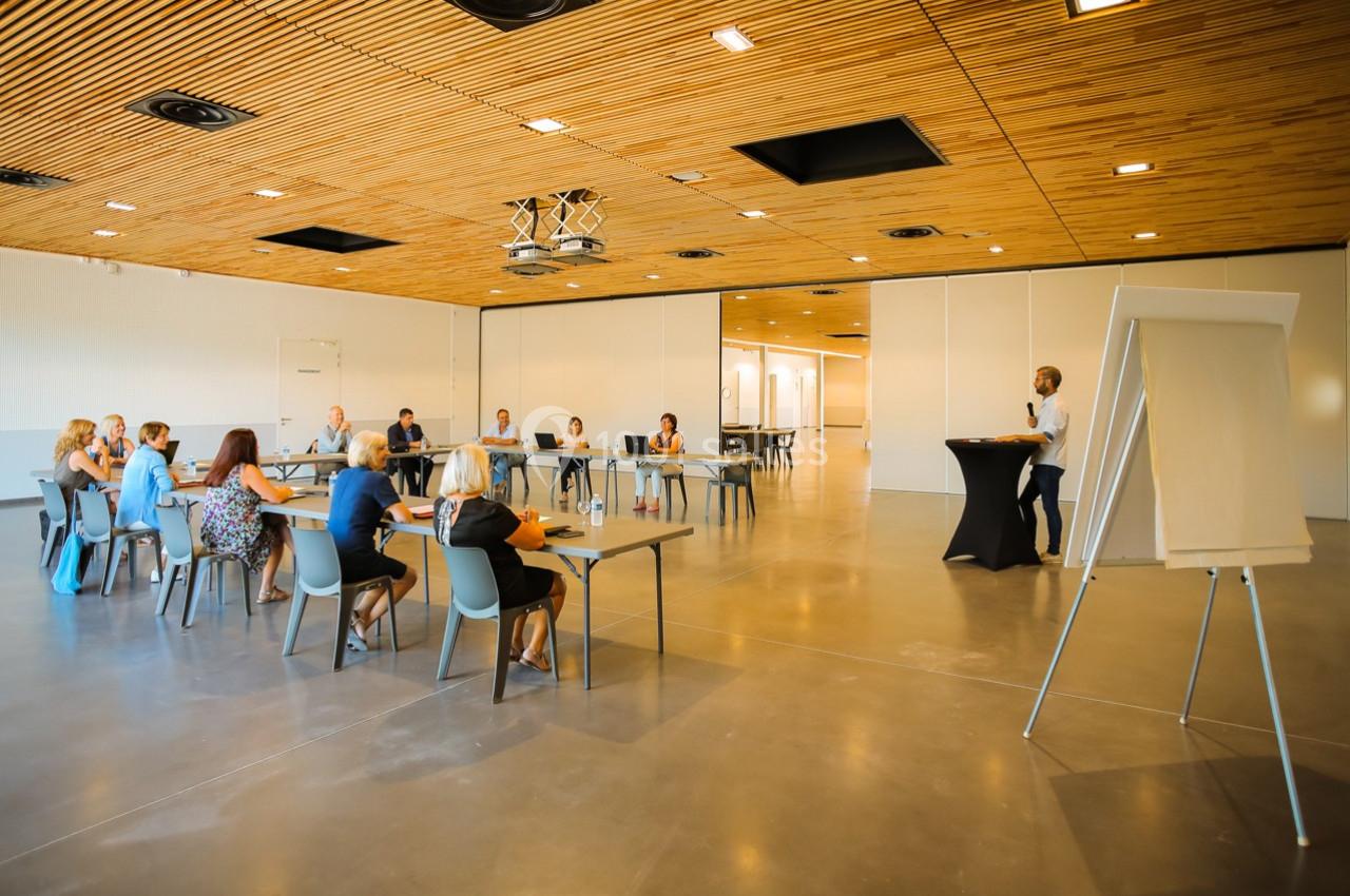 Location salle Charolles (Saône-et-Loire) - Le Parc des Expositions du Charolais #16