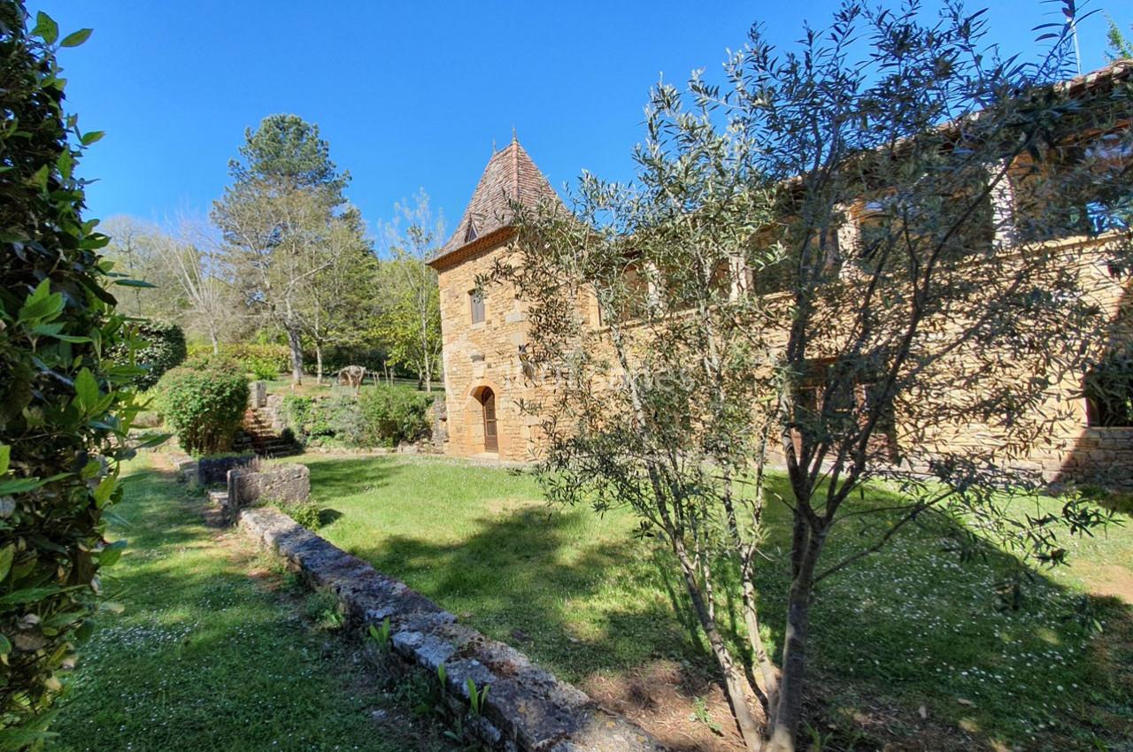 Location salle Puy-l'Évêque (Lot) - Domaine du Cardou #5 Location salle Puy-l'Évêque (Lot) - Domaine du Cardou #5