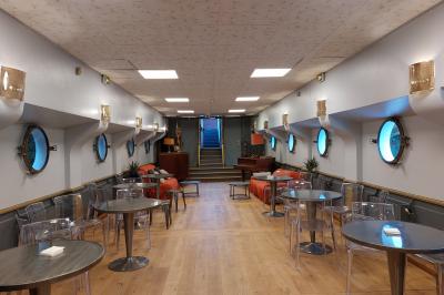 Péniche l'Equité Péniche l'Equité