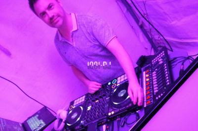 Miniature DJ La Membrolle-sur-Longuenée (Maine-et-Loire) - Fred's Events #9 DJ La Membrolle-sur-Longuenée (Maine-et-Loire) - Fred's Events #9