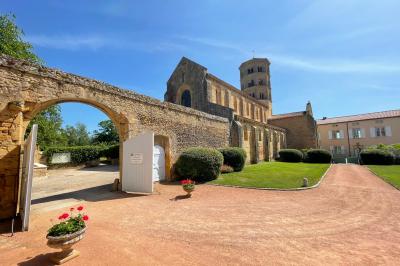 Les Salles du Prieuré Les Salles du Prieuré